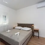 Luxury Nicole 2 Apartman