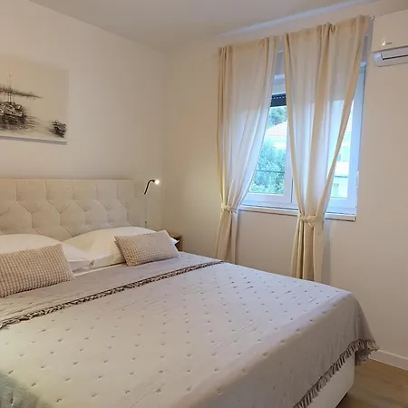 Luxury Nicole 2 Daire