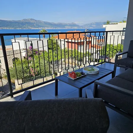 Luxury Nicole 2 * Trogir