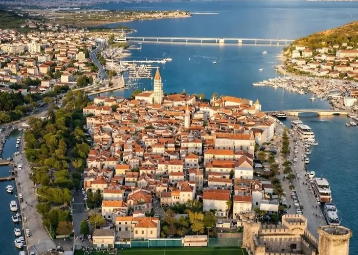 Luxury Nicole 2 Apartment *